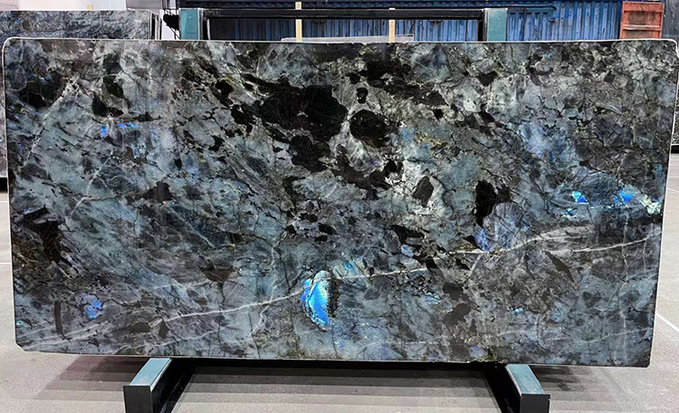 1i labradorite-countertop-slab