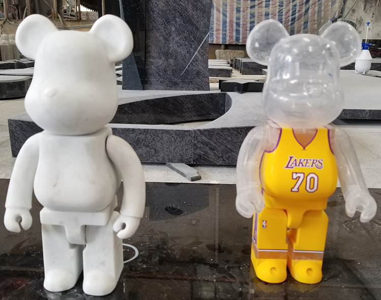 27i marmer-bearbrick