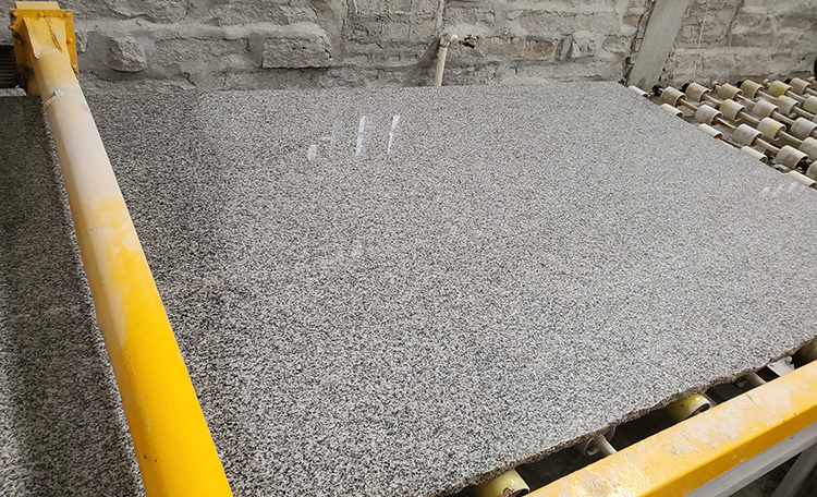 I-2i G623-granite-slab