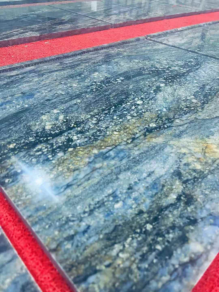 4i Eagle blue quartzite