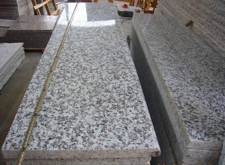 5I G439-granit-platta