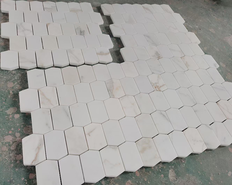 5 Ina farin-marble-mosaic