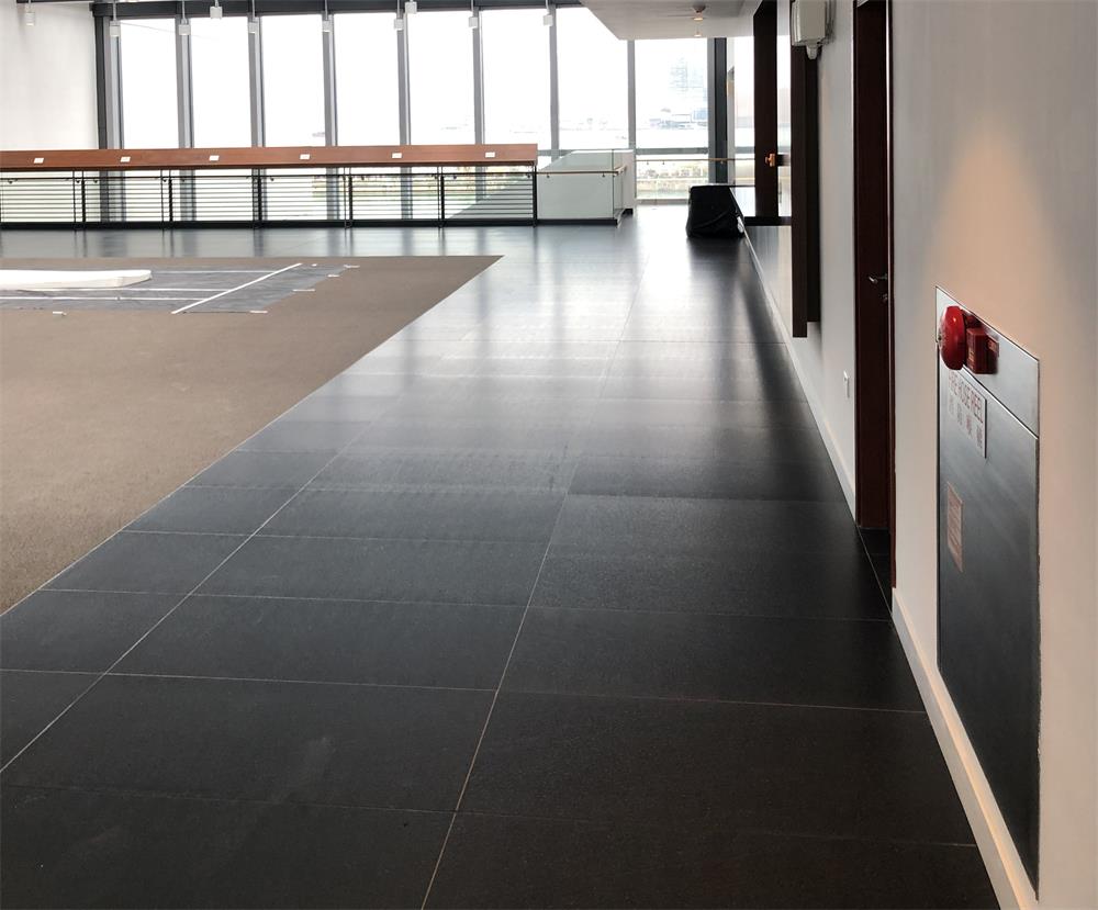 7 black-granite-tile-floor