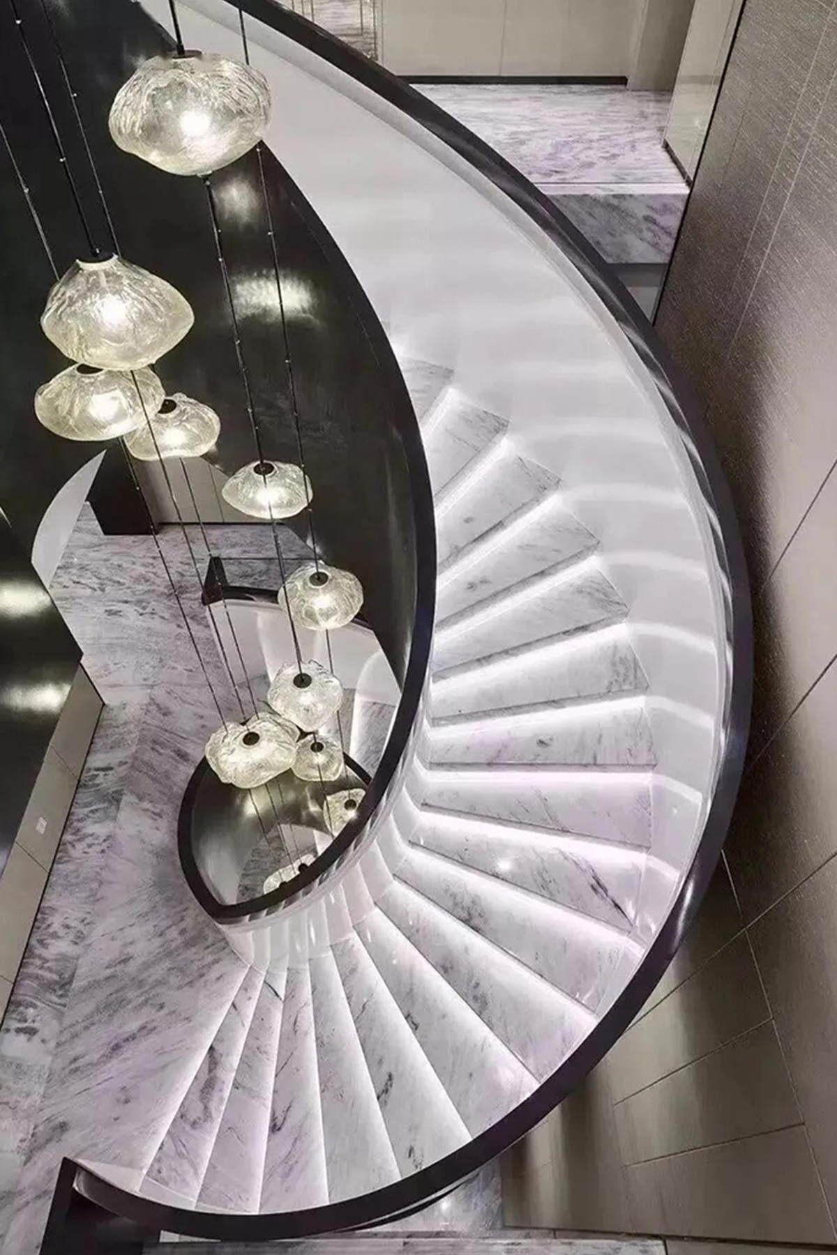 8i spiral staircase tile