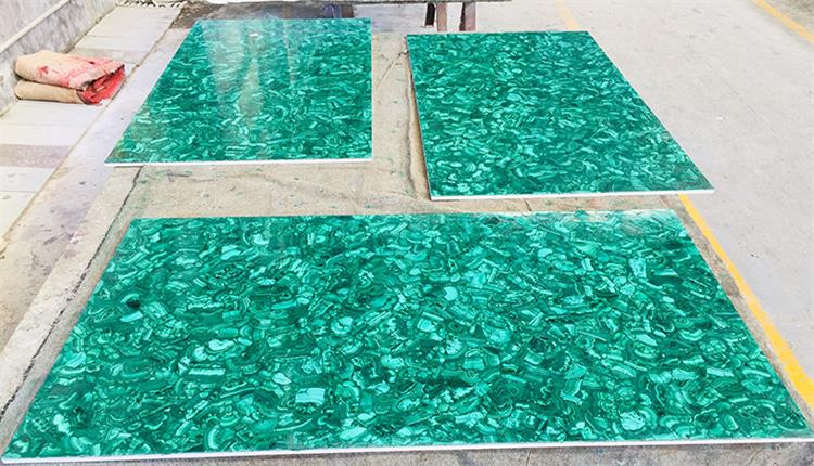 ខ្ញុំ malachite-tile