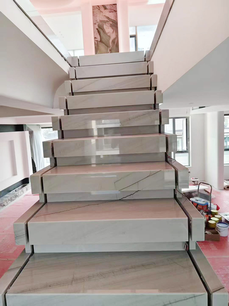 10i mont blanc quartzite stair