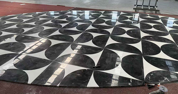 13i black and white marble floor