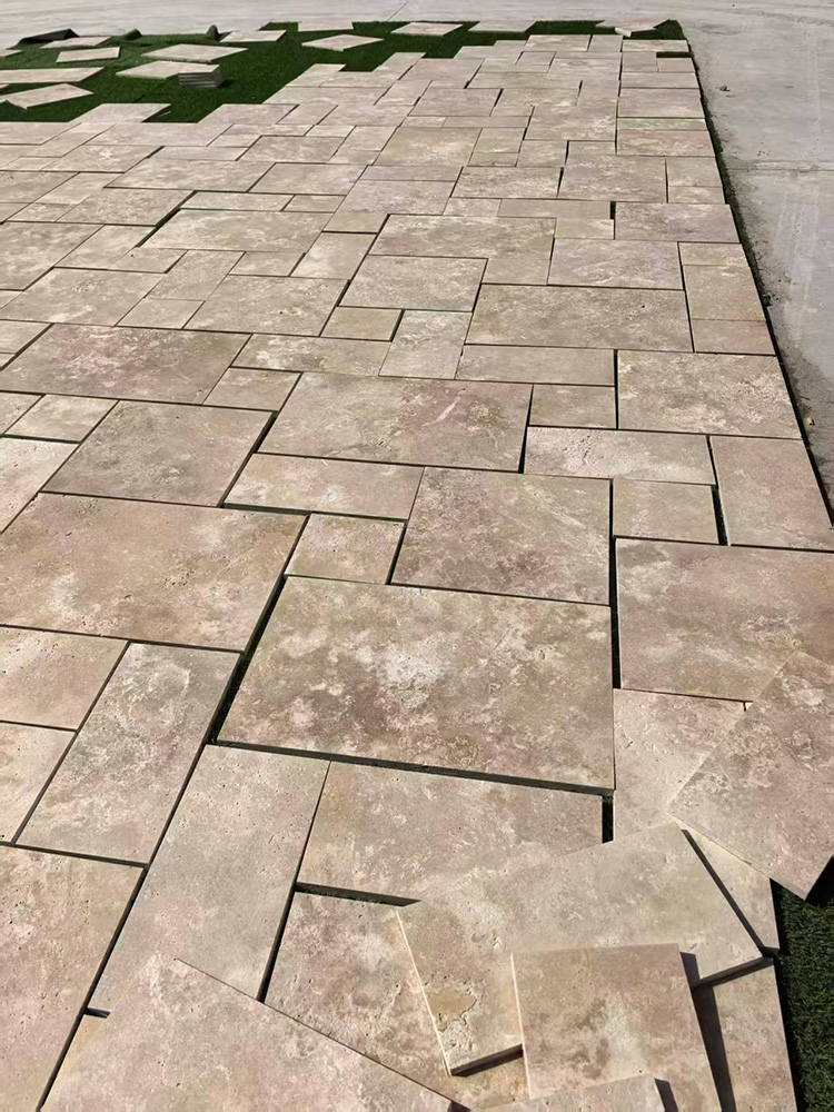 1i brown travertine tile