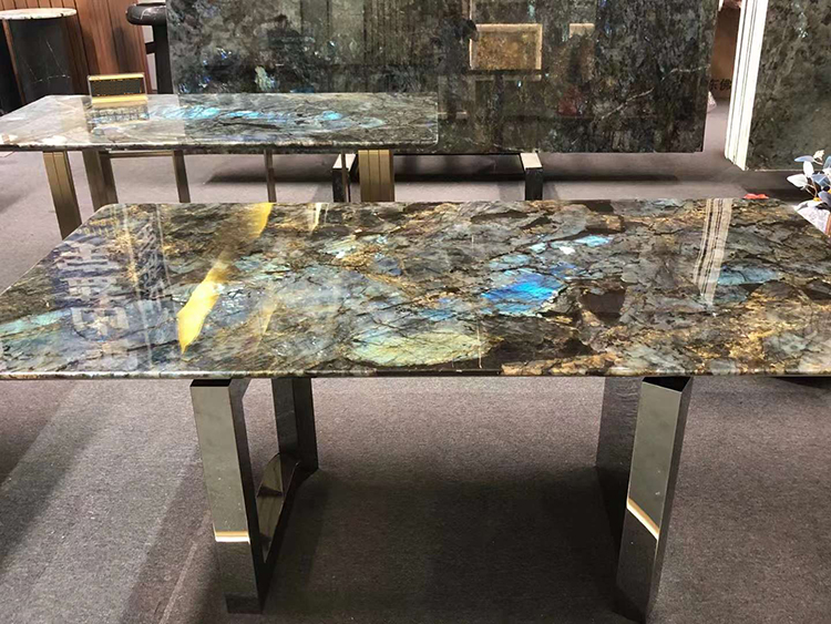 1i lemurian  granite table