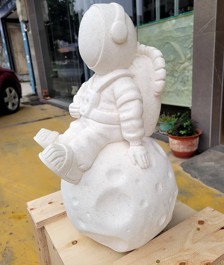 1i limestone Sculpture