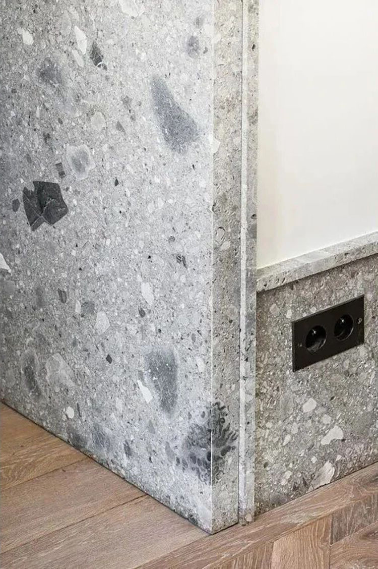 1i marble skirting