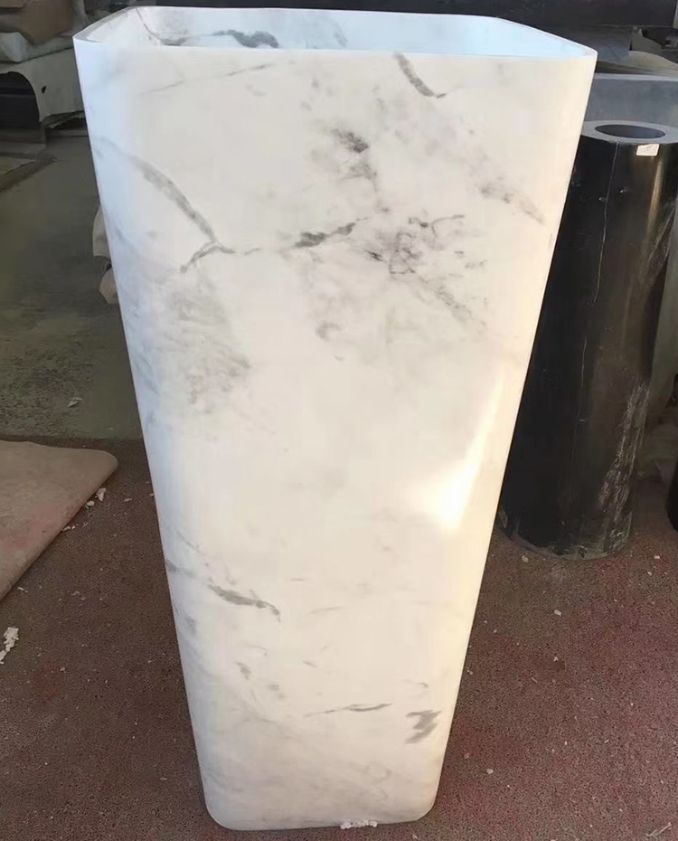 23i Pedestal marble sink