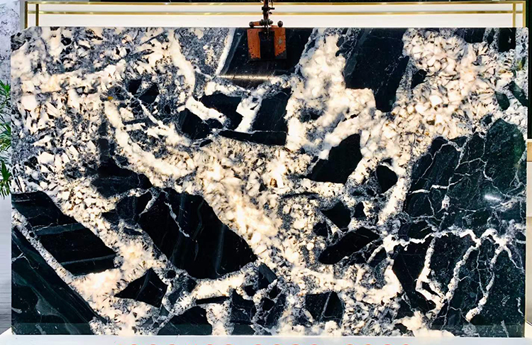 2i black translucent stone