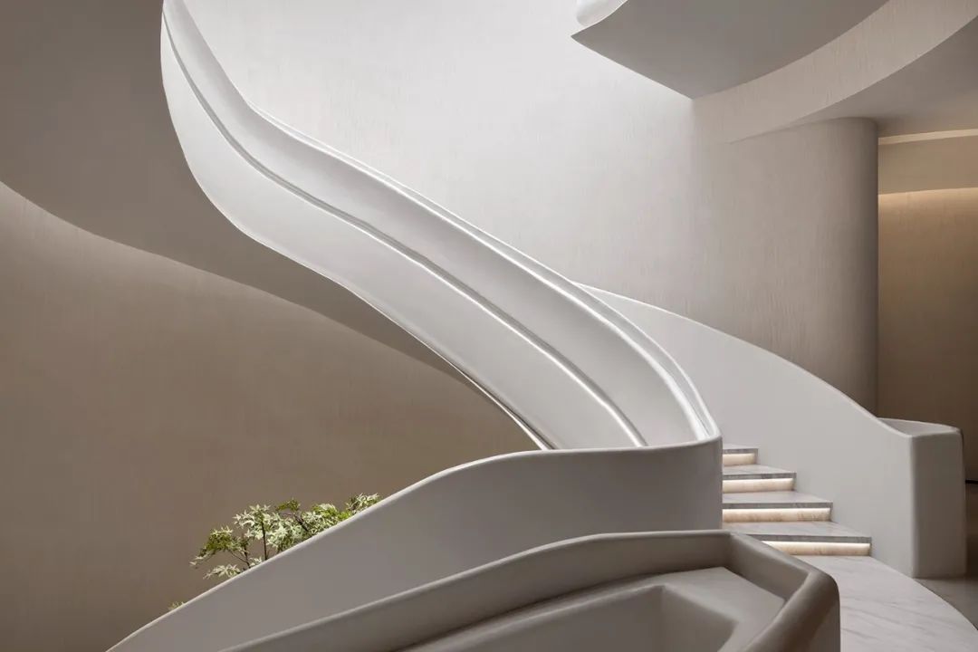 4 marble staircase