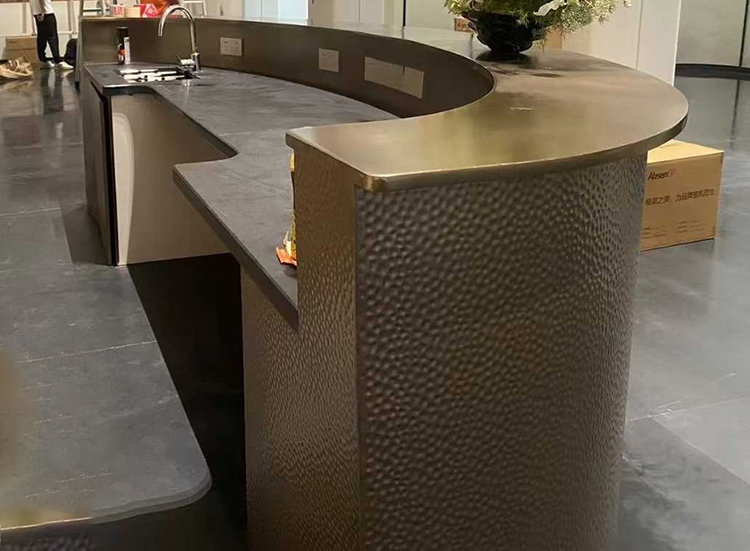 7i black quartzite bar