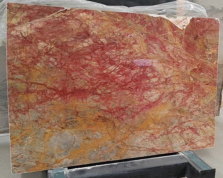 7i red marble