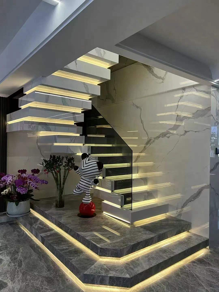 8i calacatta marble stair
