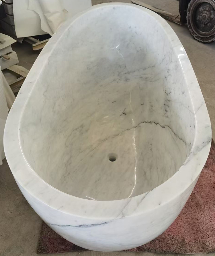 8i marble  bathtub