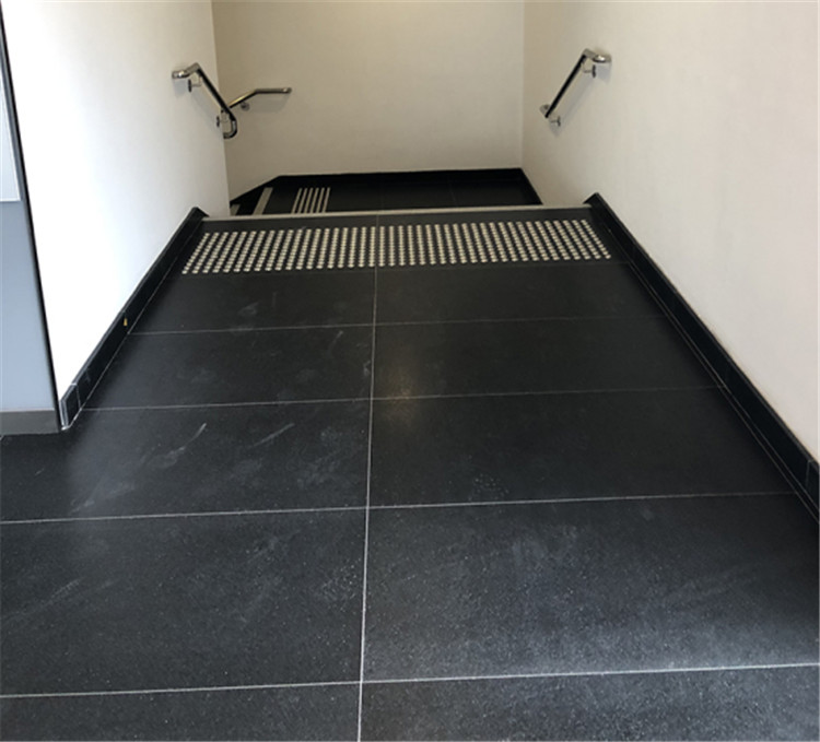 pure black granite1744